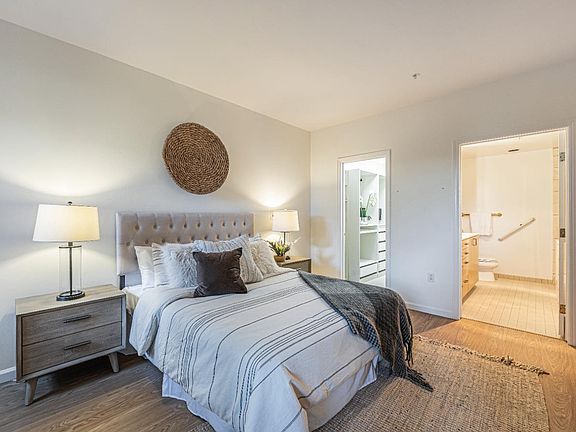 3rd image of 200 Deer Valley Road #1G