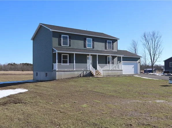 38 Grant St, Dexter, NY 13634