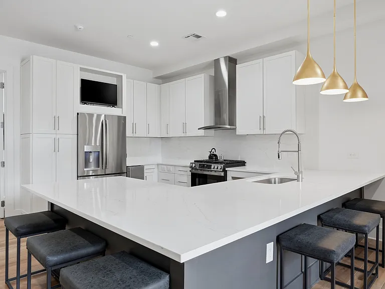 Clear Creek Springdale Apartments — Photo 14