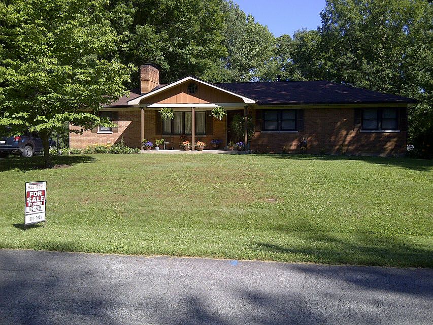 1st image of 9917 Silverwood Ln