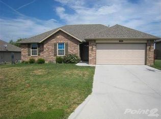 374 N Ladera Dr, Republic, MO 65738
