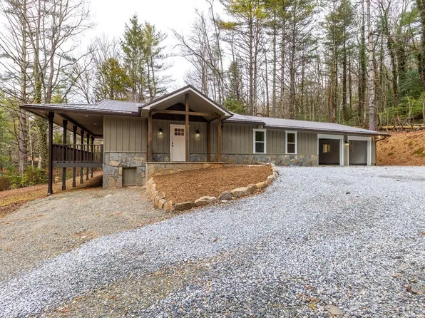 18808 Hwy 64, Sapphire, NC 28774
