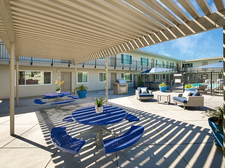 Vivante Apartments — Photo 11