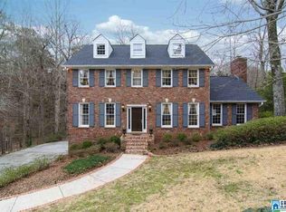 2317 Comer Pl E, Vestavia Hills, AL 35216