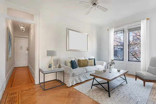 Rented by Anchor Associates | media 9