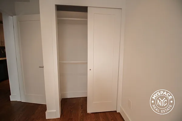 Rented by MySpaceNYC | media 9