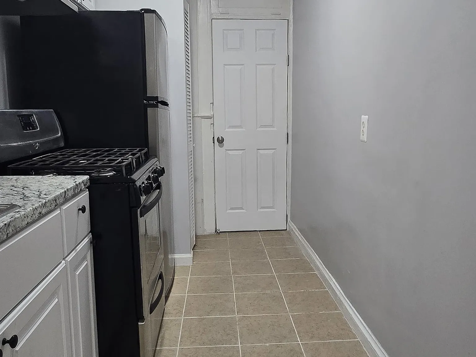 1 bed, 700 sqft, $2,500 — Photo 1
