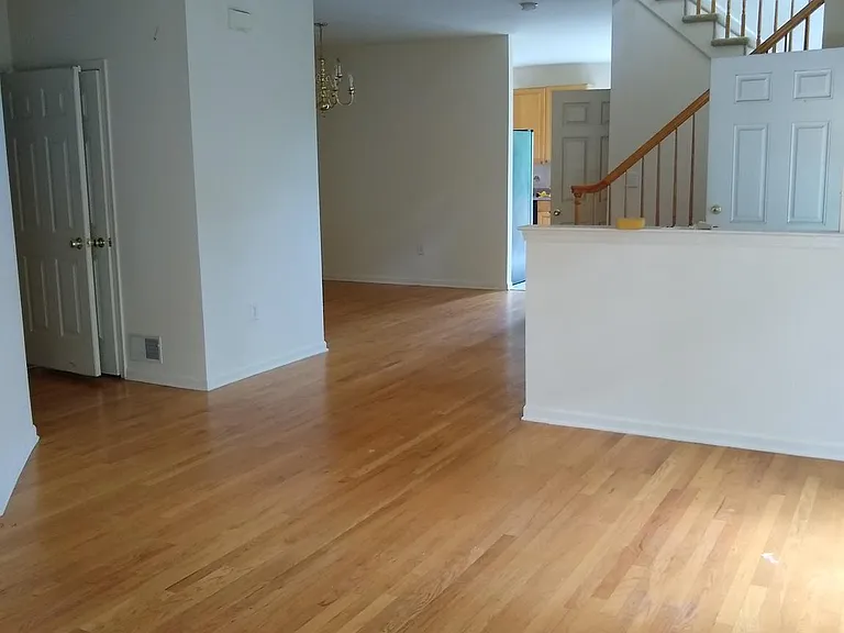 19 Wordsworth Ct — Photo 3