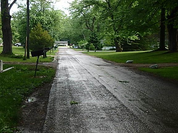 4th image of 1461 Chapman Ave