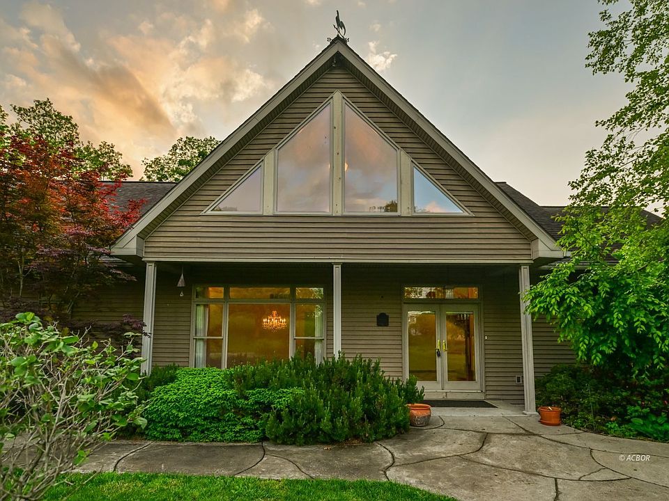 1st image of 6300 Jonathan Ln