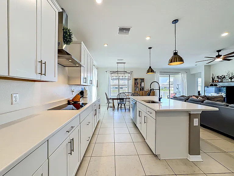 4448 Reisswood Loop — Photo 9