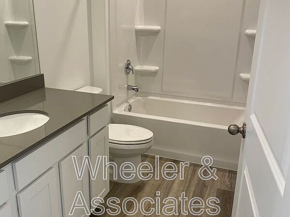 3rd image of 2939 Coral Hollow Dr