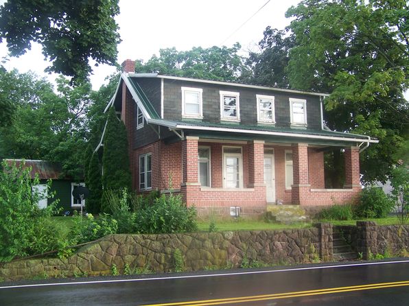 132 E Maple Grove Rd