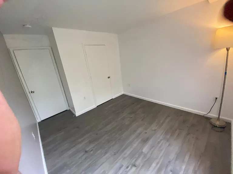 900 M St NW #302 — Photo 14