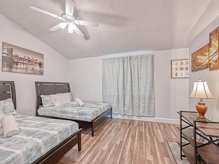 11618 Corona Ln — Photo 19