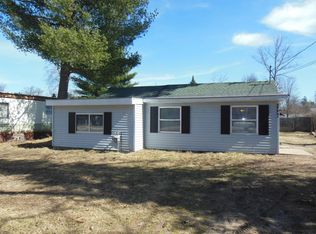 4446 Filter Rd, Harrison, MI 48625