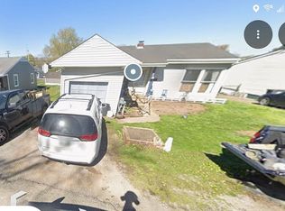 39 Hazel Ave, Zanesville, OH 43701