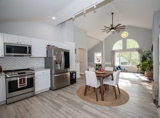 773 Berry River Rd, Barrington, NH 03825