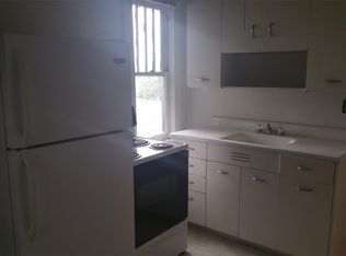 228 1/2 Ohio St, Steubenville, OH 43952