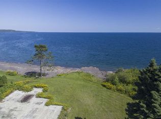 1810 Silver Cliff Rd, Two Harbors, MN 55616