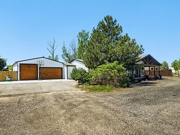 2nd image of 611 Pinyon Circle