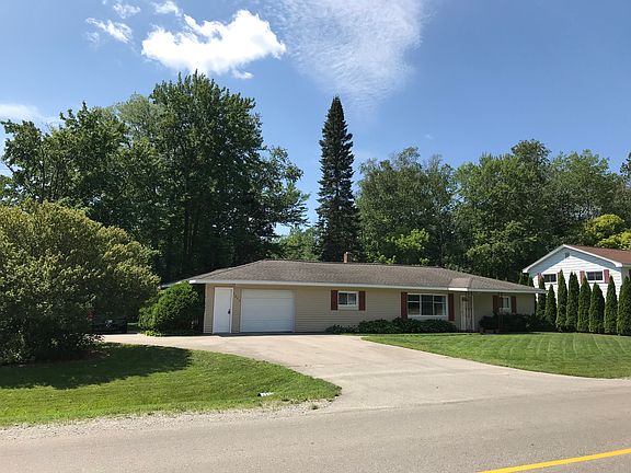 4th image of 1247 Wayne Rd