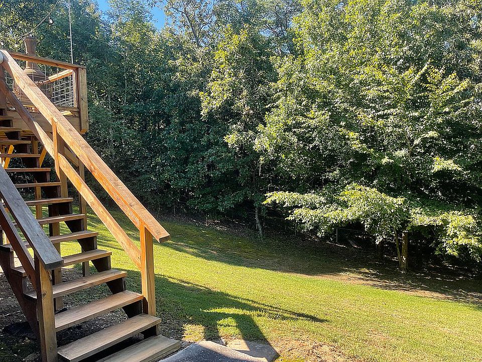 2nd image of 9405 Chadwick Ct