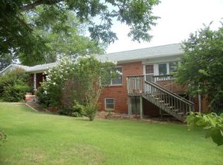 1303 S Boundary St, Perry, OK 73077