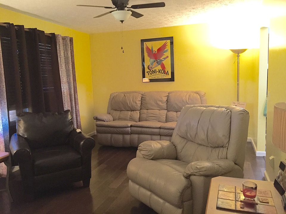 2nd image of 21998 Nelson Rd
