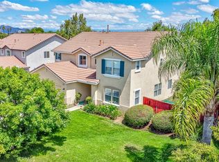 9334 Meadow Ln, Riverside, CA 92508