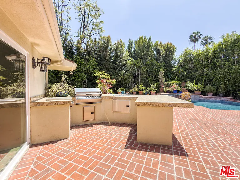 1094 Garden Ln — Photo 66