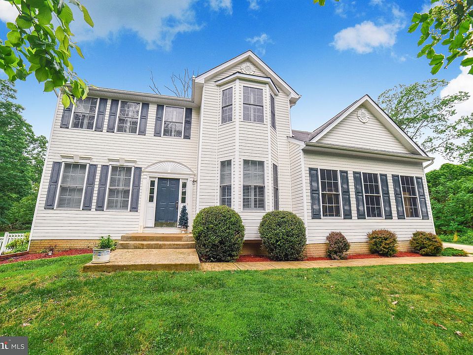 1st image of 22821 Laurel Haven Way