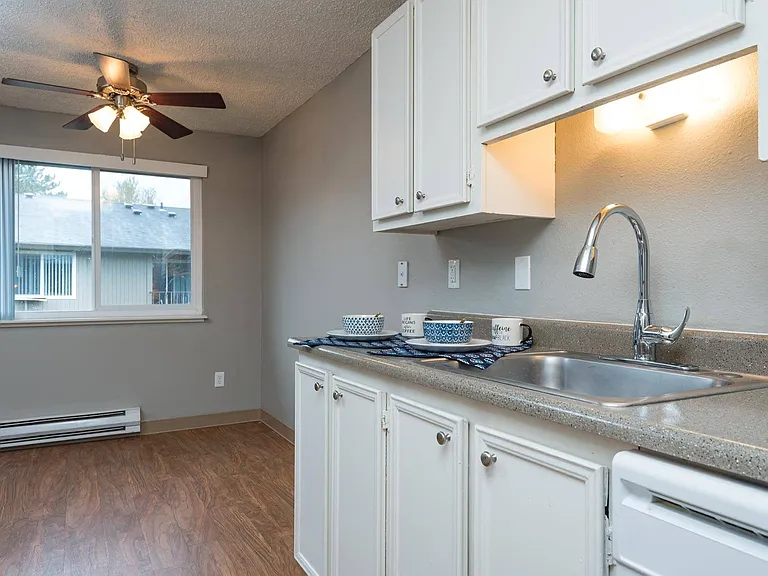 Oak Grove Kitchen