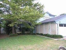 1st image of 1021 W Hills Ter