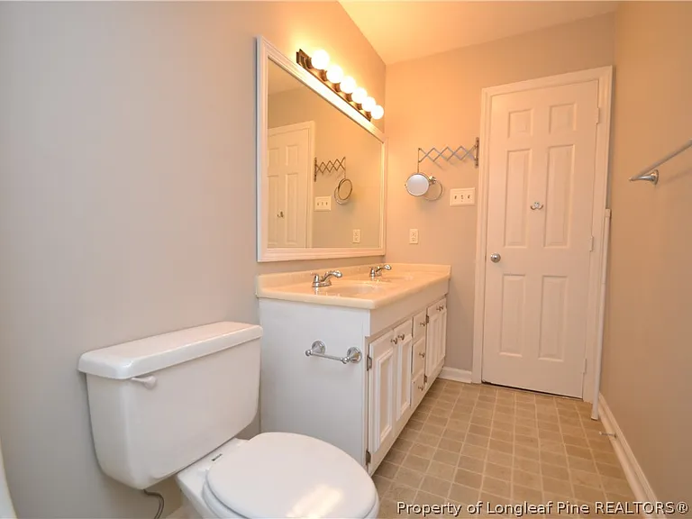 720 Brighton Rd — Photo 24