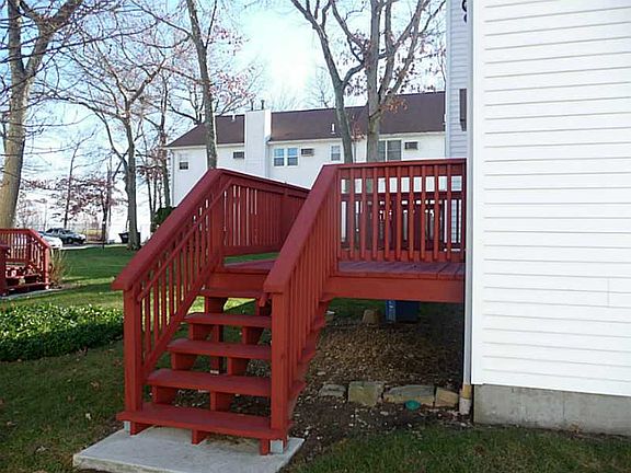 5th image of 147 Oak Park Dr