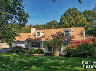 3060 Woodsboro Dr NE, Grand Rapids, MI 49525