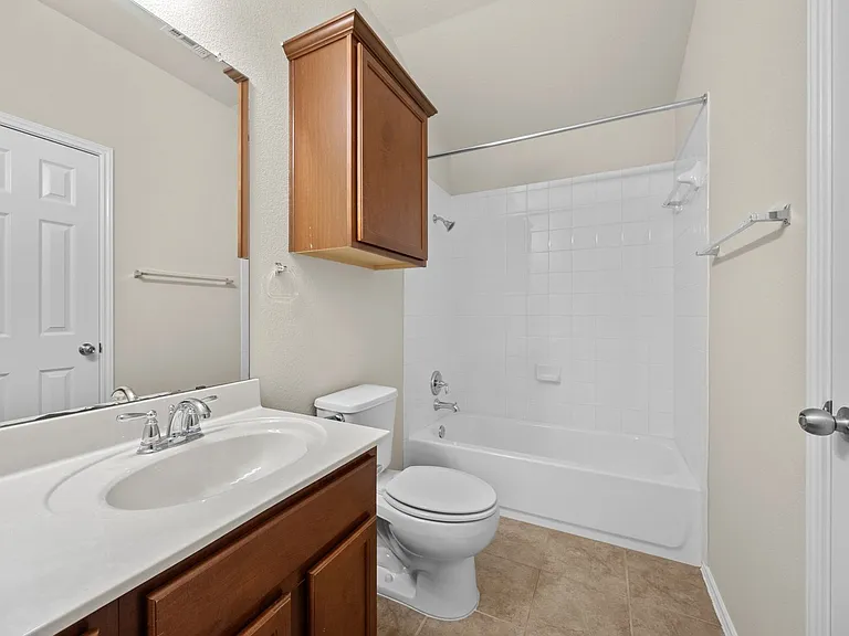 1310 W Parmer Ln #16A — Photo 19