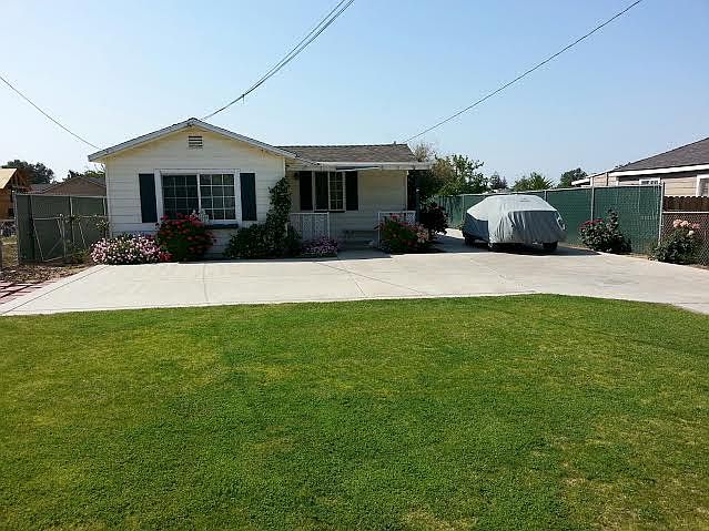 Cute home!