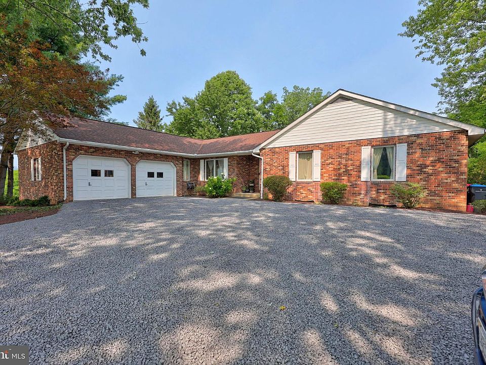 1st image of 131 Spring Hollow Rd