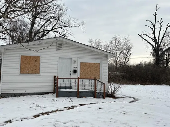 10040 Monarch Dr, Saint Louis, MO 63136