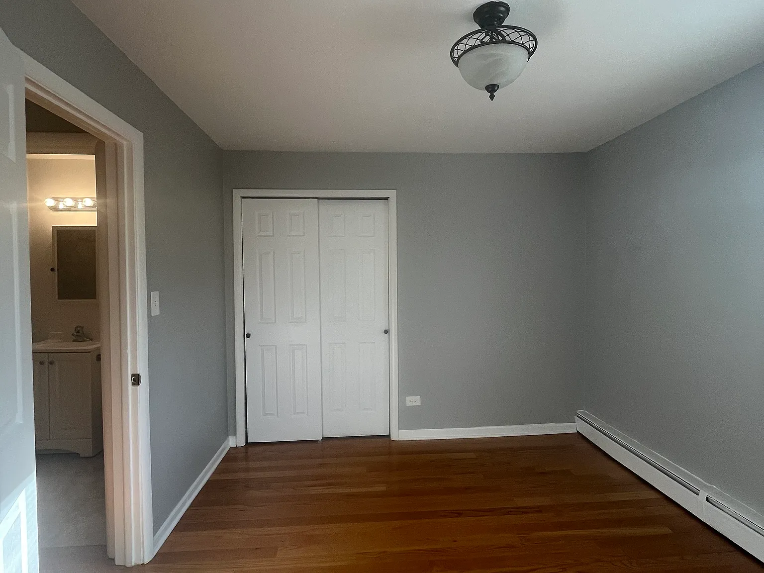 1 bed, 700 sqft, $1,550 — Photo 2
