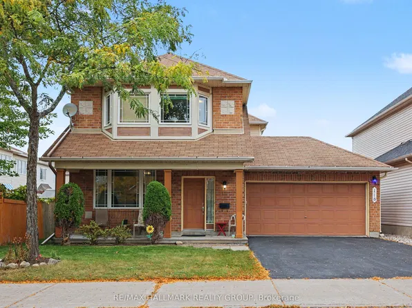 118 Hollowbrook Dr, Ottawa, ON K2J 5N8