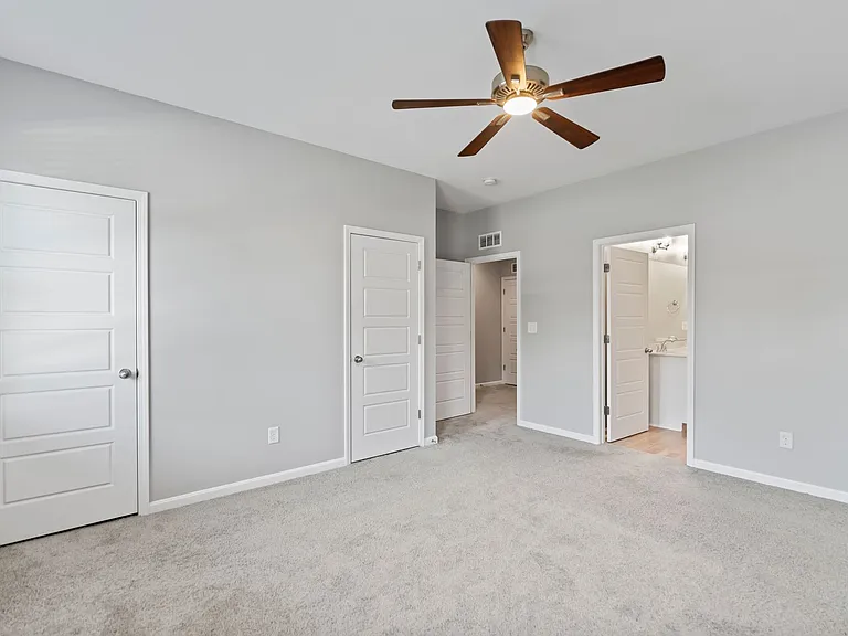4205 Taylor Cove Ct — Photo 15