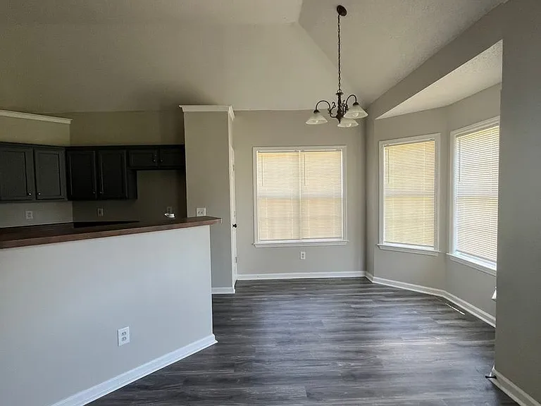 1686 N Frence Creek Cv — Photo 6