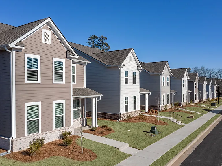 HARMON Cedar Run by Crescent Communities — Photo 32