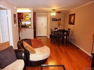 4th image of 5500 Owensmouth Ave APT 115