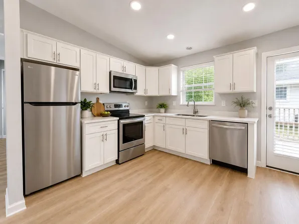 5289 Stacy St Unit 3, West Palm Beach, FL 33417