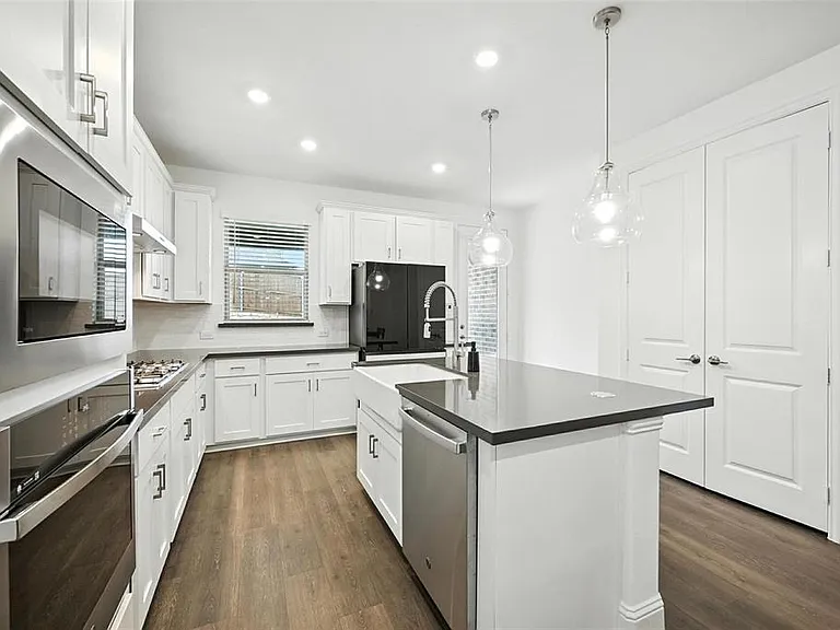447 Holly Rd — Photo 25