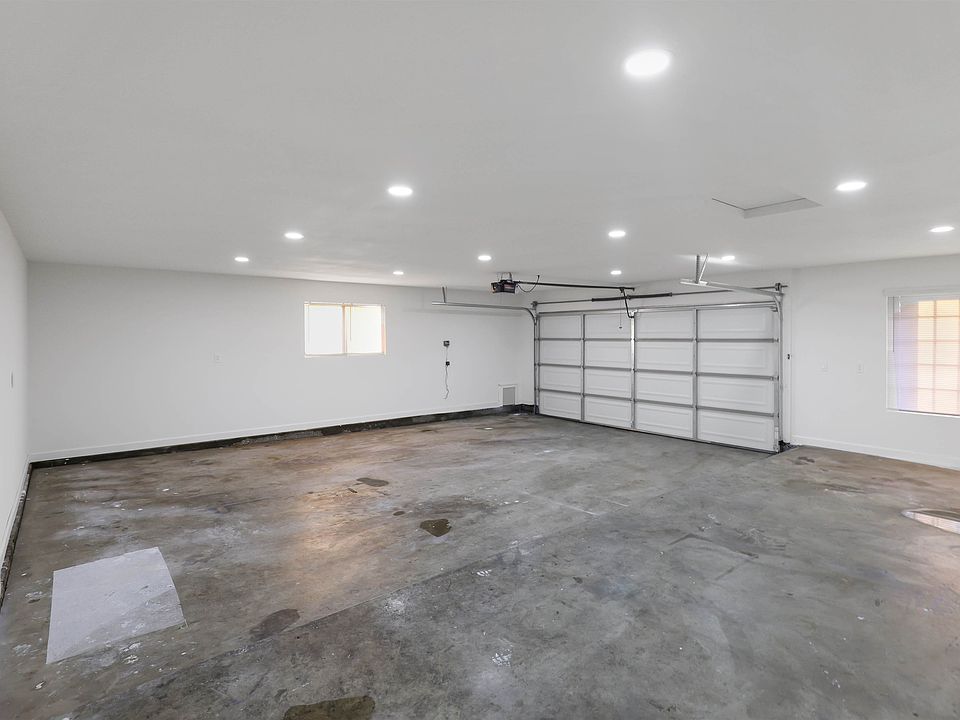 1st image of 18379 Ranchero Rd